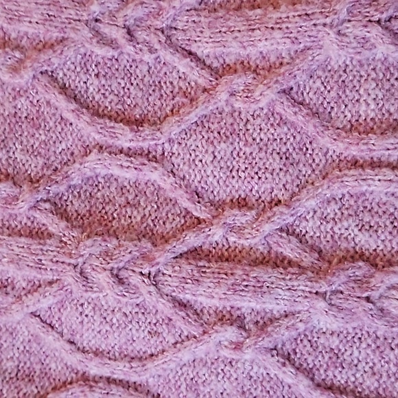 Kut from the Kloth XL turtleneck sweater. Lilac purple cable knit. - Picture 9 of 9